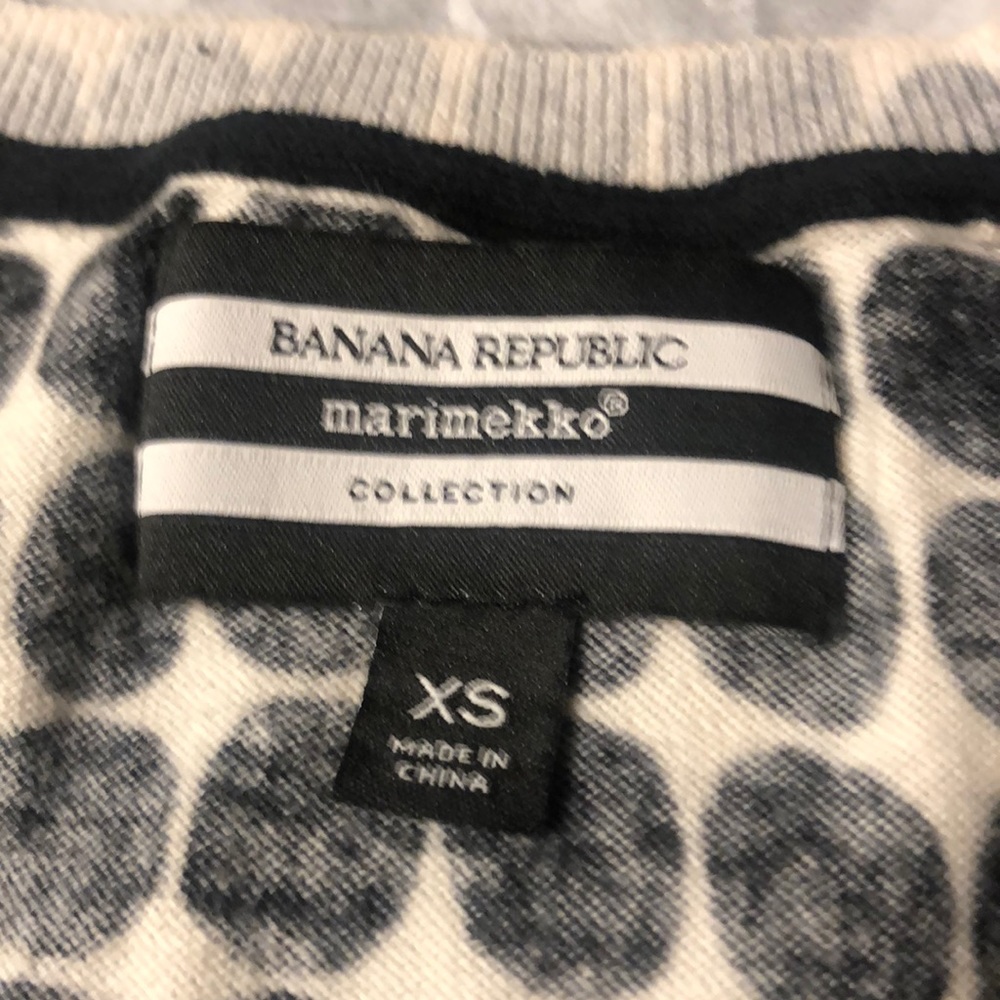 Sweater - Picture 7 of 7